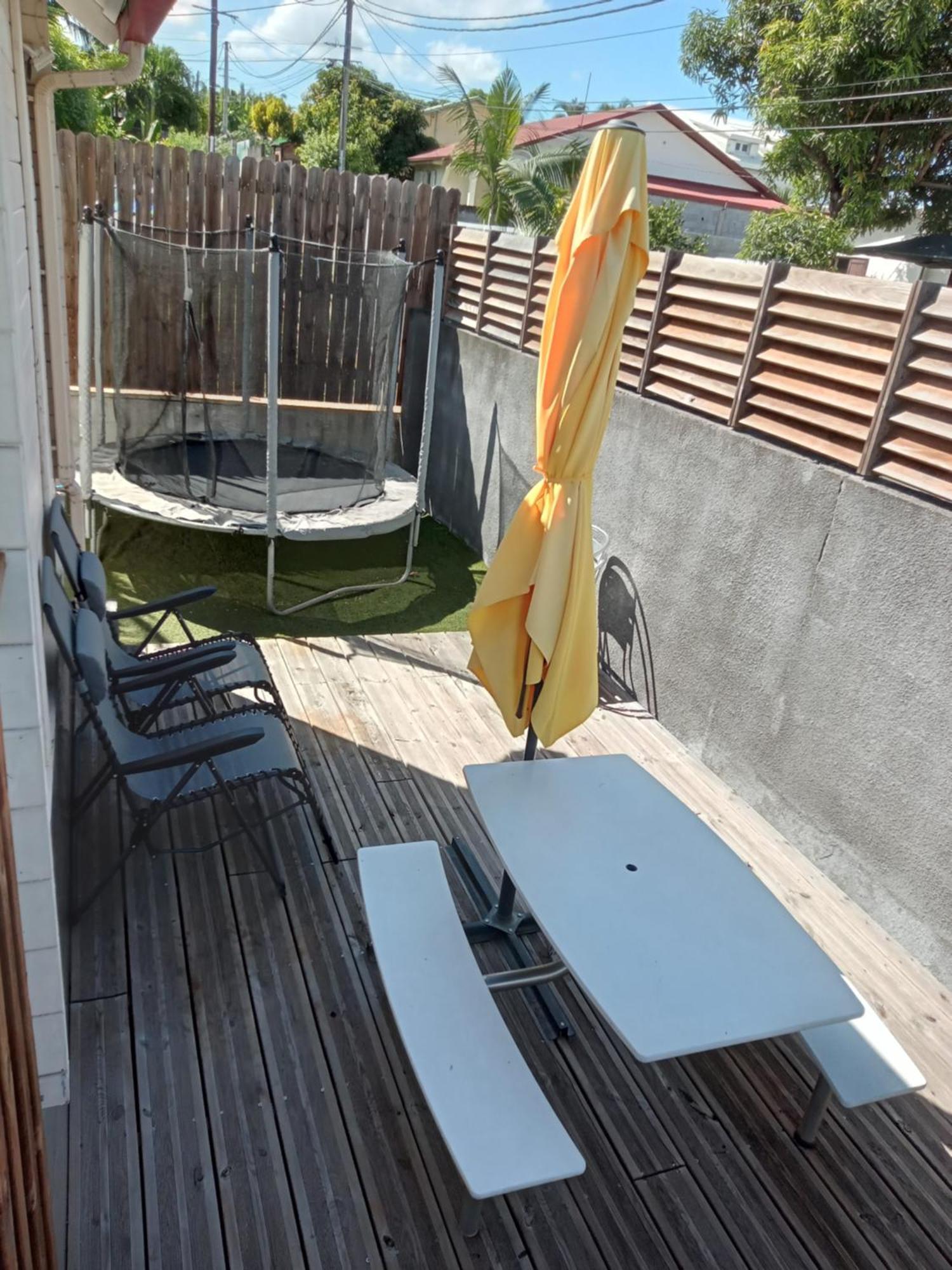 Bungalow Des Papayes แซ็งต์หลุยส์ ภายนอก รูปภาพ